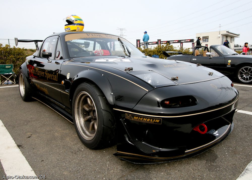 MX5 race John Player Special 5